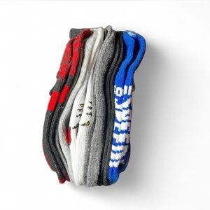 Toddler Sonic the Hedgehog no-show socks